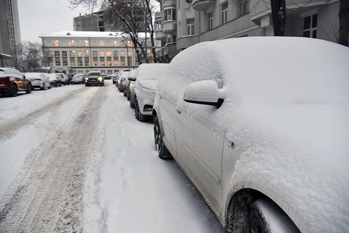 Дорожные службы предупредили свердловских автомобилистов о снегопаде и  гололеде | 27.01.2023 | Екатеринбург - БезФормата